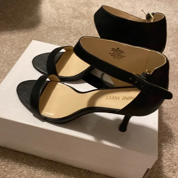 Nine West Heels - Picture 4 of 6